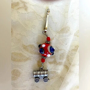 Cute Vintage Silvertoned  Miniature Train Keychain Backpack Purse Handbag charm